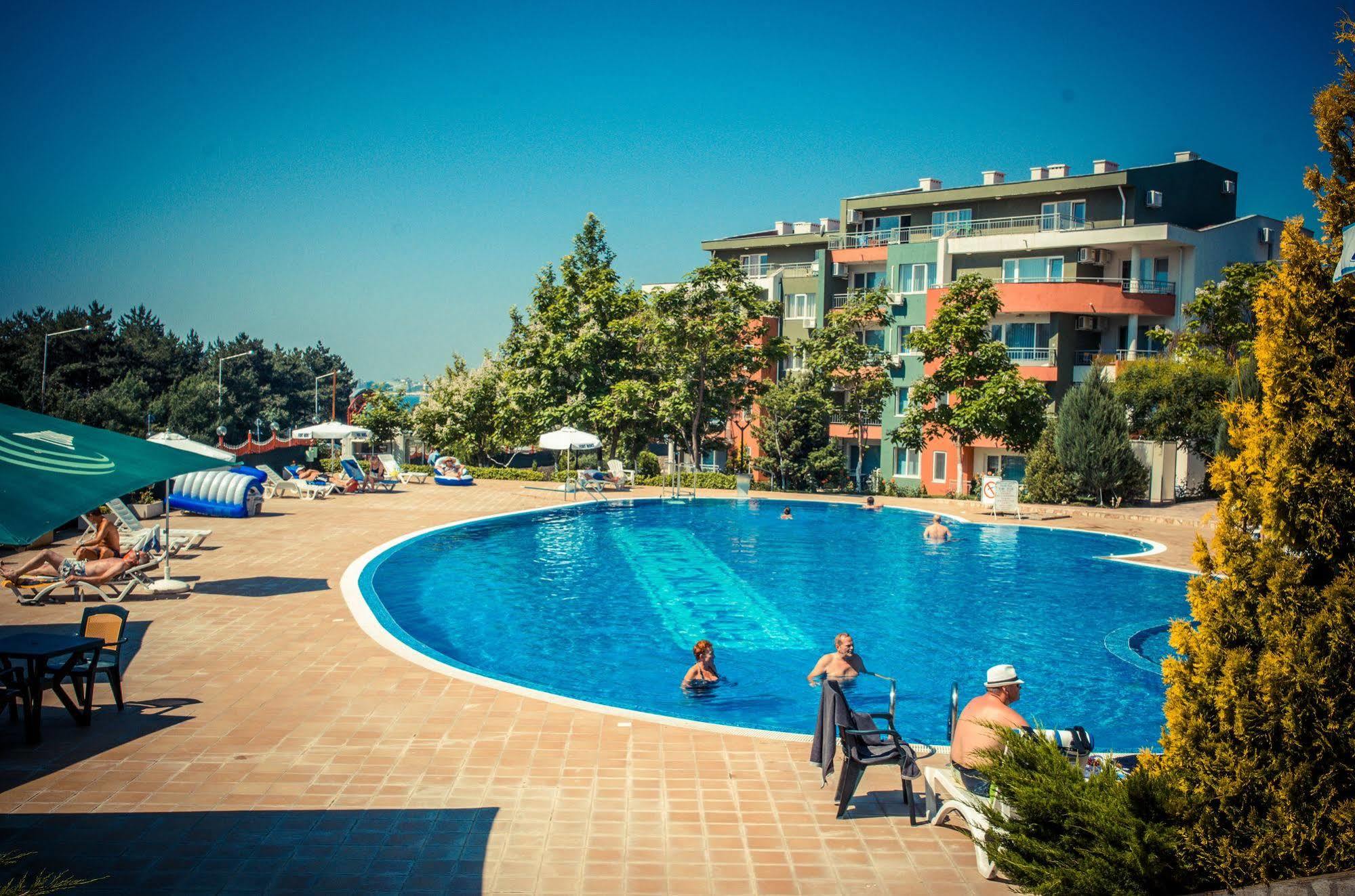 Gt Green Fort Beach Apartments Sluneční pobřeží Exteriér fotografie